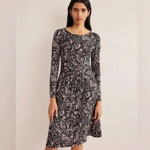 Boden Abigail Dress in Black & Pink Paisley sz. 8Long